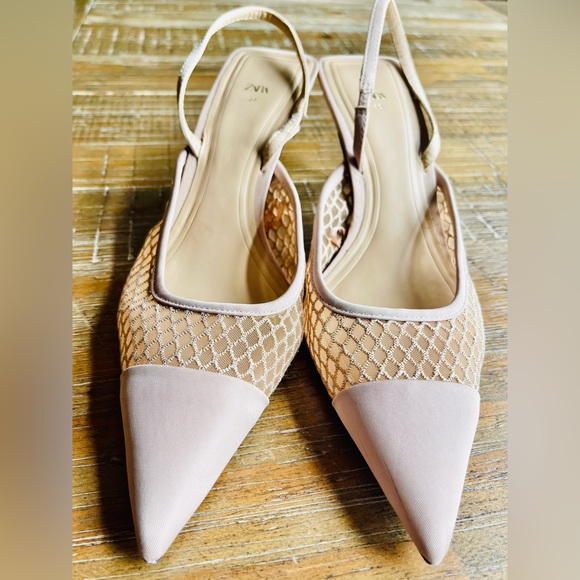 Zara Arima sling back kitten heel pump women’s shoes cream 39 UK/ 8.5 US - Picture 4 of 9